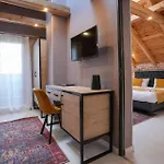 Chachacha House Vendeghaz 4* إيغيرسولوك