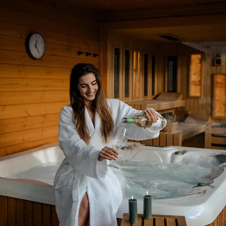 Chachacha House Vendeghaz