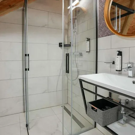 Chachacha House Vendeghaz Bed & Breakfast 4*