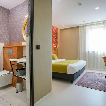 Bed & Breakfast Chachacha House Vendeghaz 4*