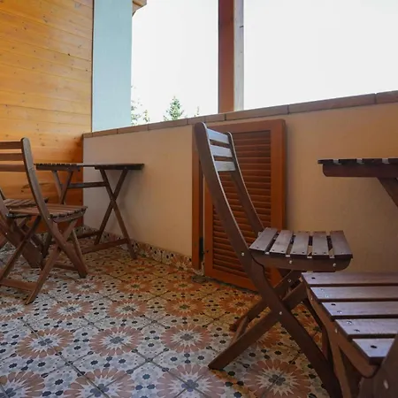 Chachacha House Vendeghaz Bed & Breakfast 4*