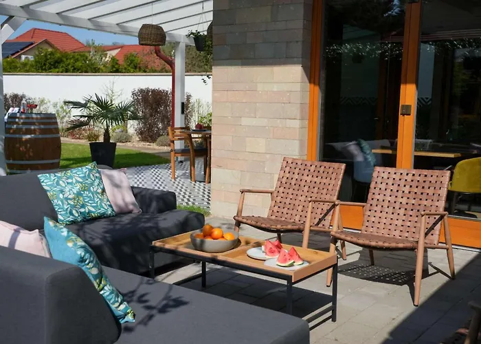 Chachacha House Vendeghaz 4*