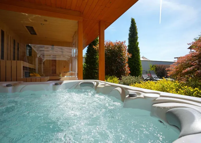 Chachacha House Vendeghaz Отель типа 