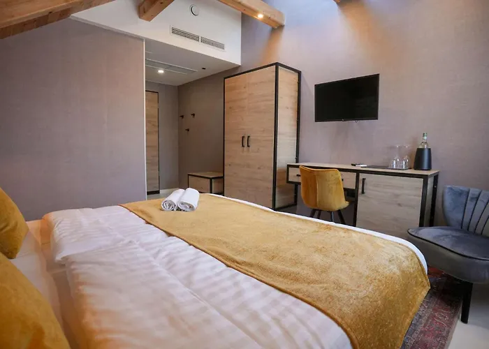 Chachacha House Vendeghaz Отель типа 